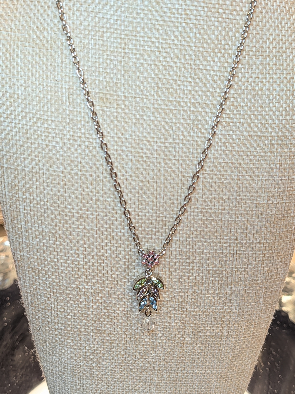 D'Orlan Rhodium Plated Flower & Leaf Necklace w Swarovski Crystals NWT